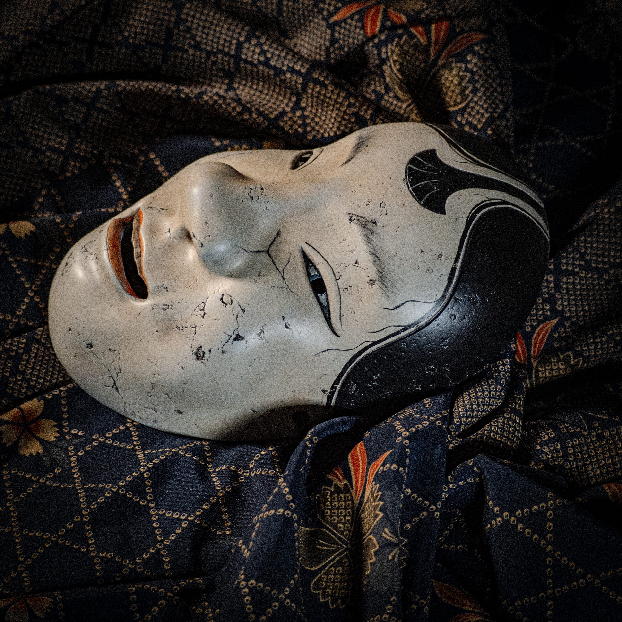 Masque kasshiki délabré Mini/Moyen/Grand