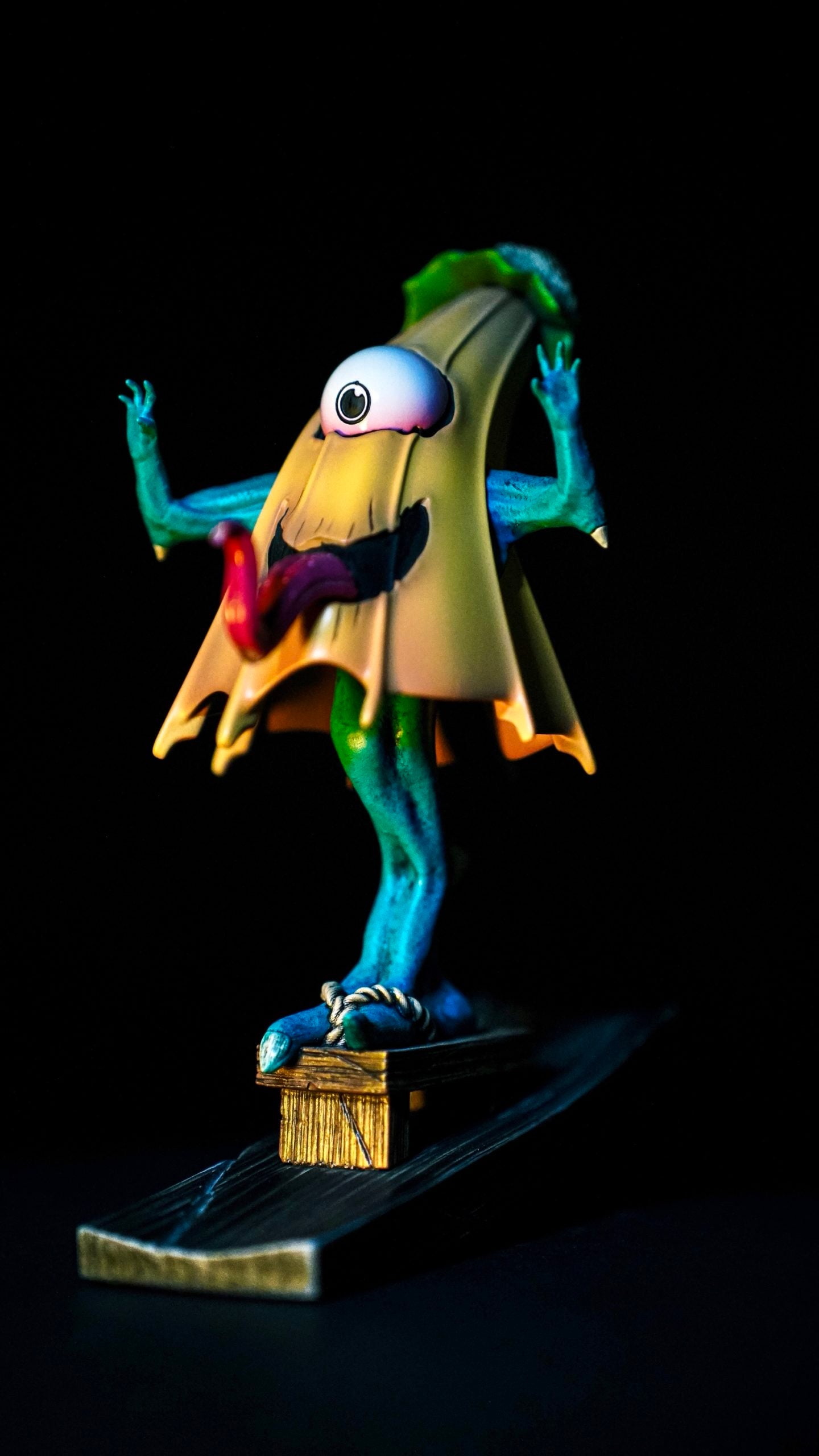 Artoys Kasa-Obake limited edition