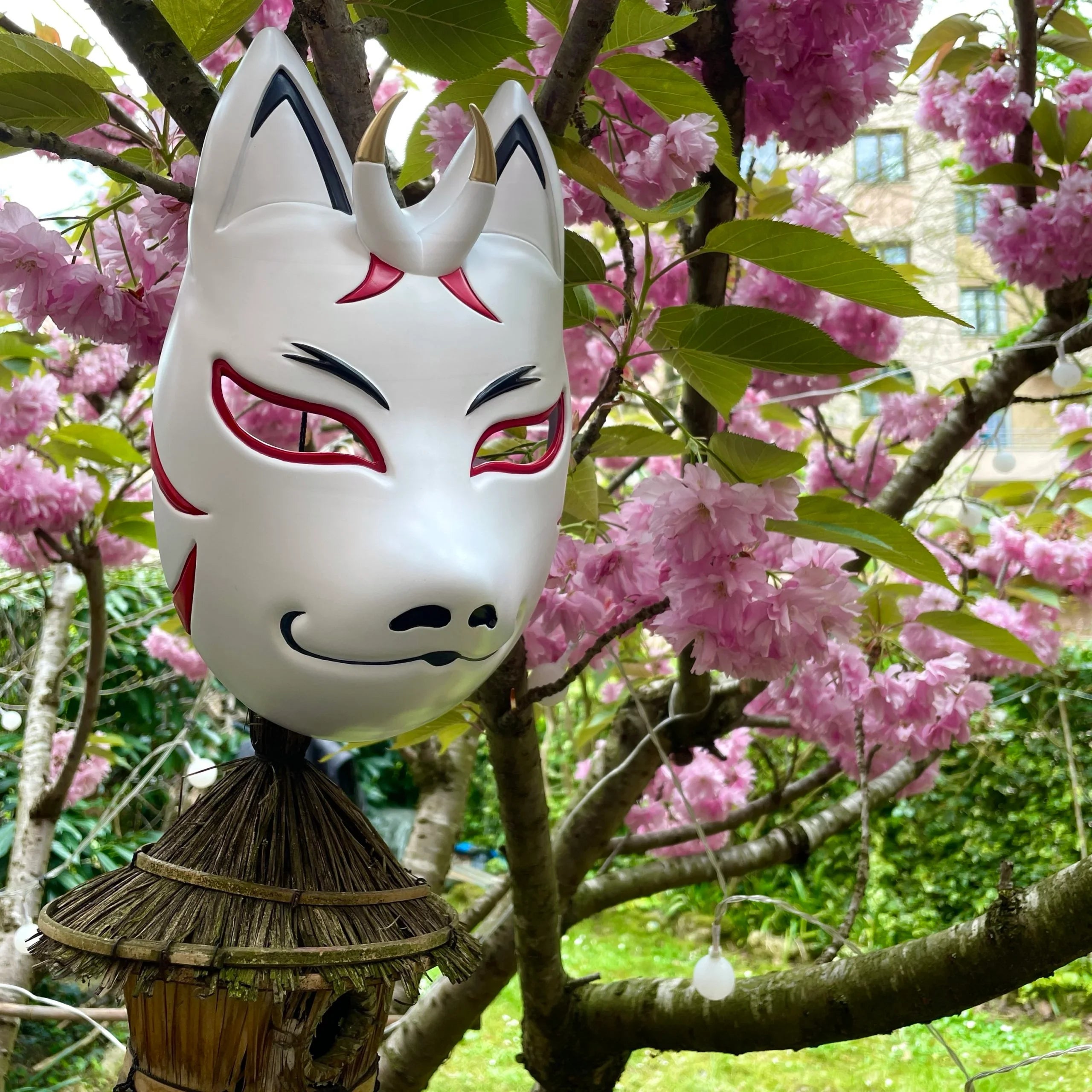 masque kitsune japonais artisanal blanc