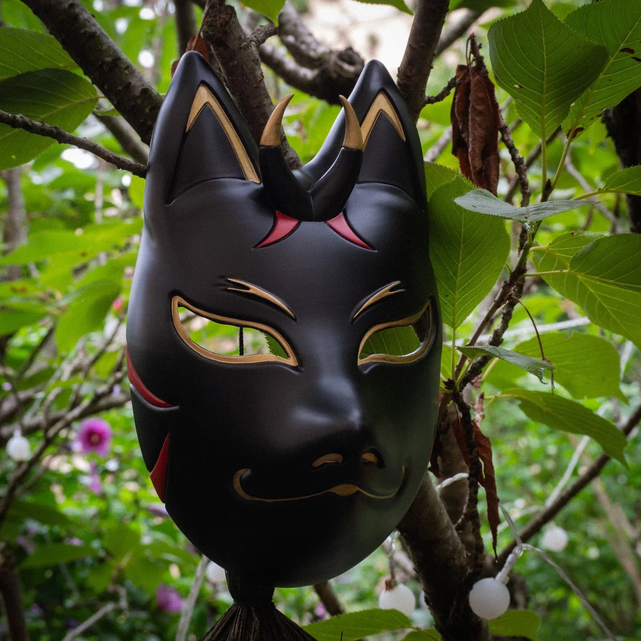 masque kitsune japonais artisanal