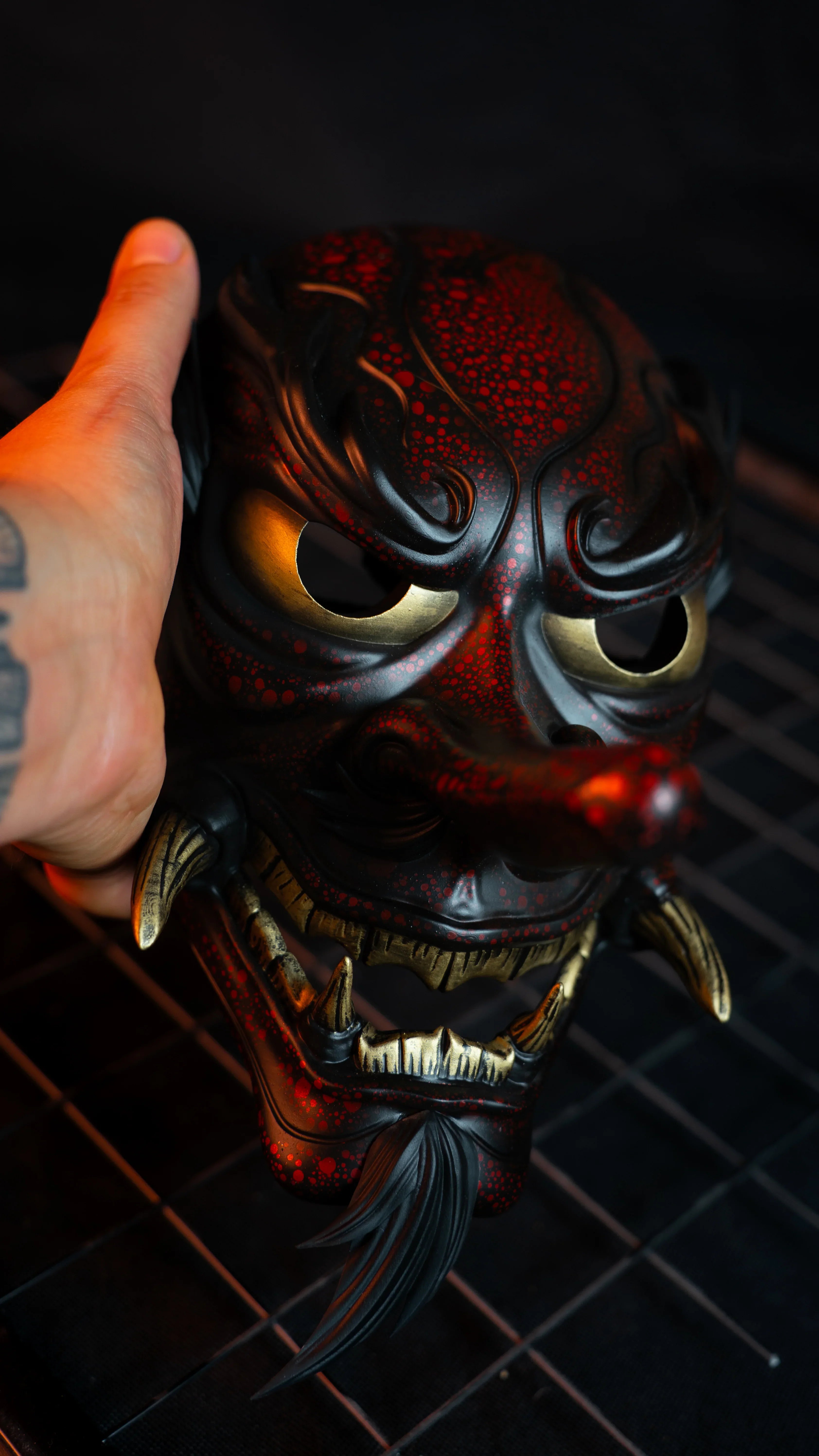 masque tengu japonais artisanal rouge